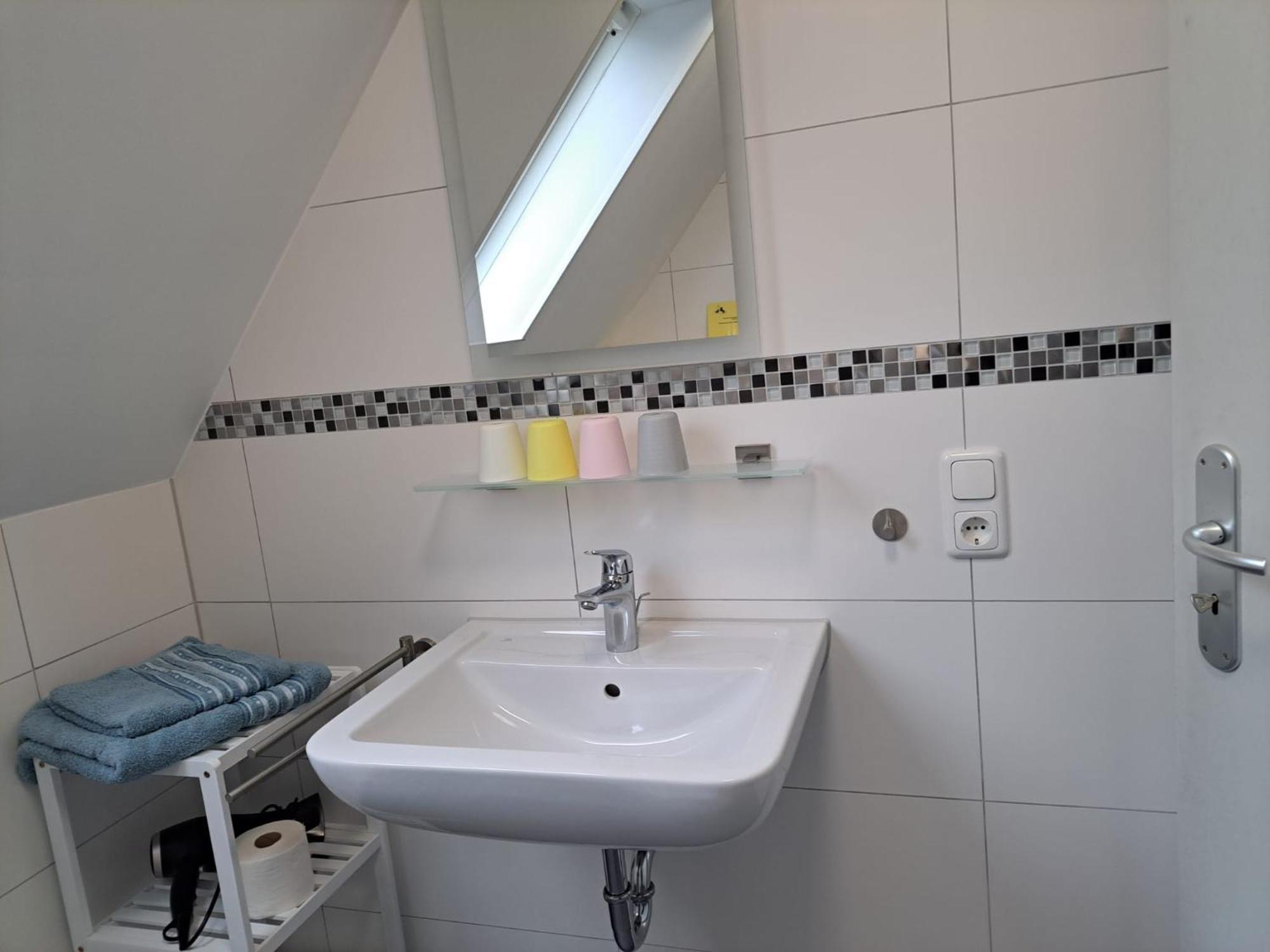 Haus Schwalbennest Apartment Бензерзил Екстериор снимка